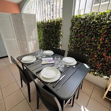 Ferienhaus Cosy With Terrace 200m From The Sandy Beaches Wifi