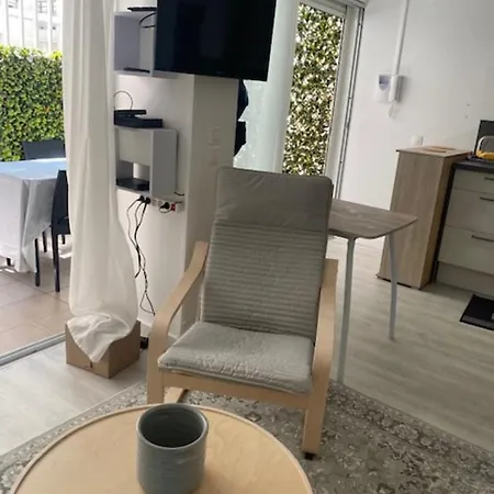 Cosy With Terrace 200m From The Sandy Beaches Wifi 펜션 *